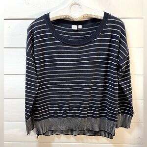 GAP Navy Blue and White Striped Sweater - Size L Petite